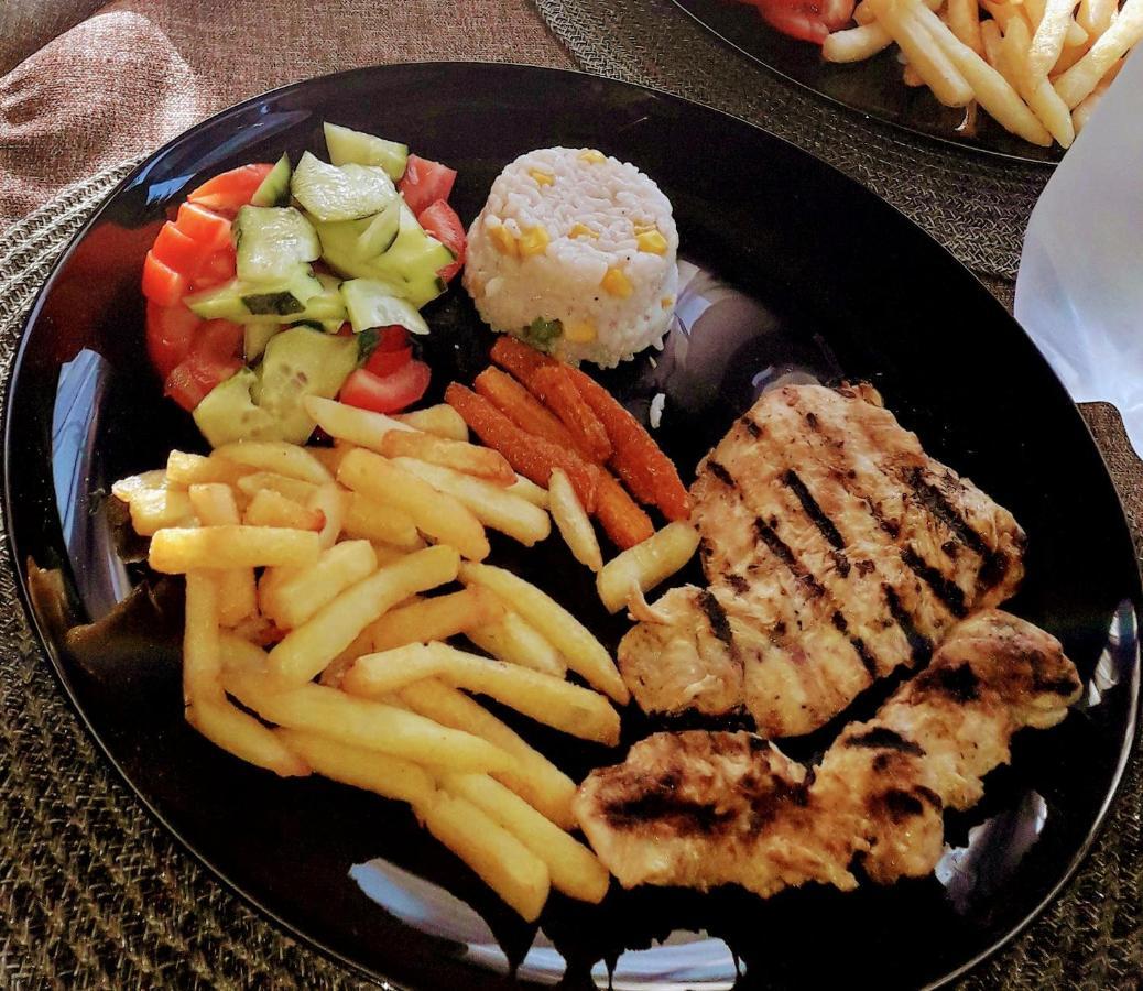 منزل الضيف موريغيول  في Casa Chitu المظهر الخارجي الصورة